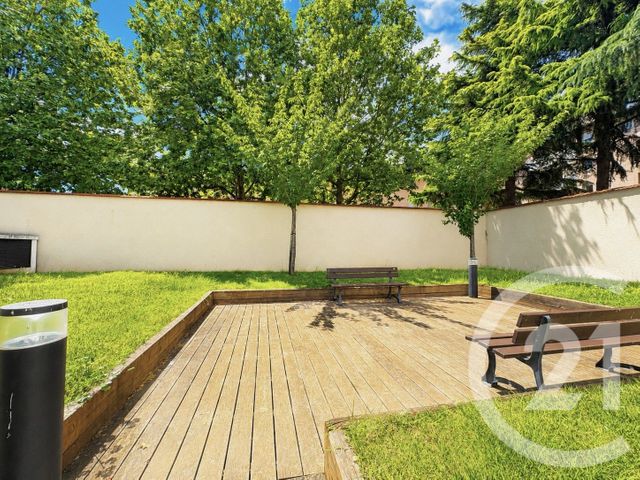 Appartement T2 à vendre - 2 pièces - 41.0 m2 - ST FONS - 69 - RHONE-ALPES - Century 21 K.P.I