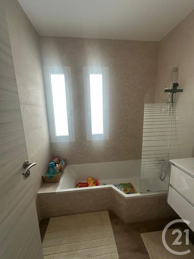 maison à vendre - 5 pièces - 103.0 m2 - VENISSIEUX - 69 - RHONE-ALPES - Century 21 K.P.I