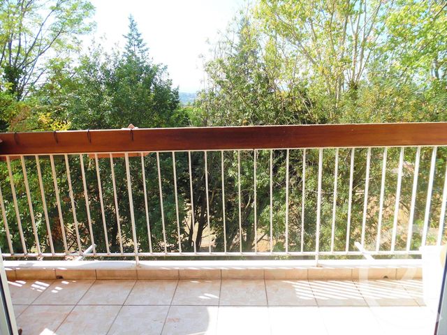 Appartement T4 à vendre - 4 pièces - 76.16 m2 - ST FONS - 69 - RHONE-ALPES - Century 21 K.P.I