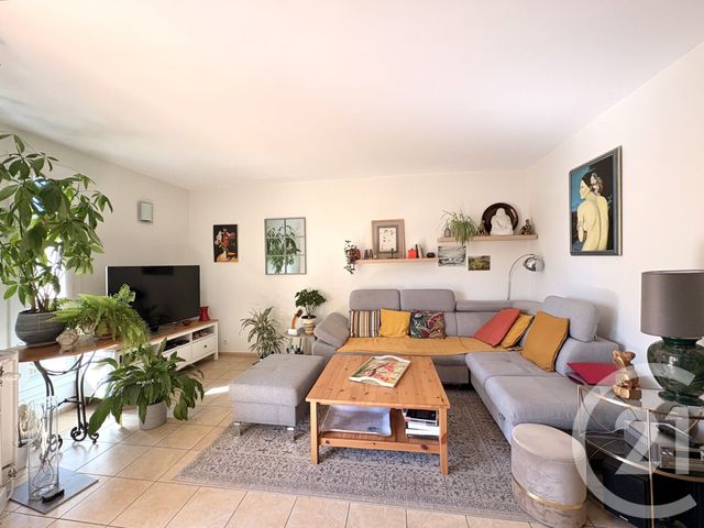 Appartement T4 à vendre - 4 pièces - 88.07 m2 - LYON - 69008 - RHONE-ALPES - Century 21 K.P.I