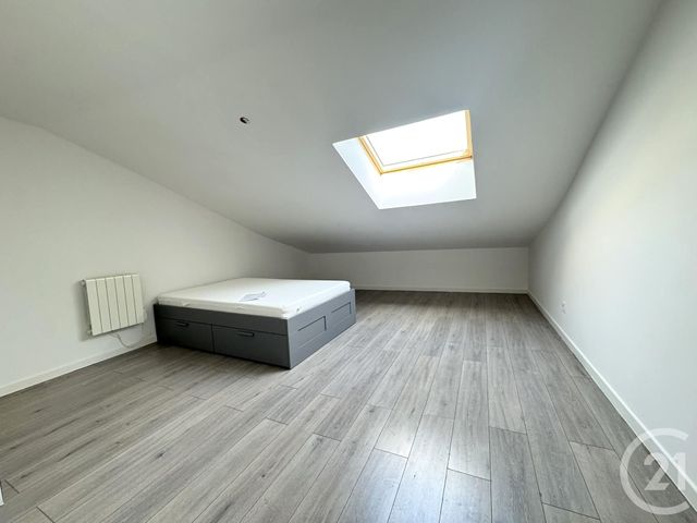 Appartement T2 à louer - 2 pièces - 31.7 m2 - ST FONS - 69 - RHONE-ALPES - Century 21 K.P.I