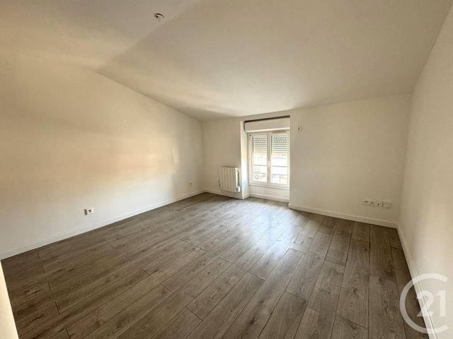 Appartement T2 à louer ST FONS