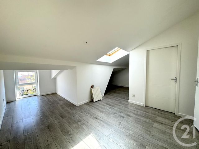 Appartement T2 à louer - 2 pièces - 35.45 m2 - ST FONS - 69 - RHONE-ALPES - Century 21 K.P.I