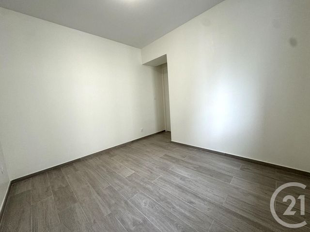 Appartement T2 à louer - 2 pièces - 37.8 m2 - ST FONS - 69 - RHONE-ALPES - Century 21 K.P.I