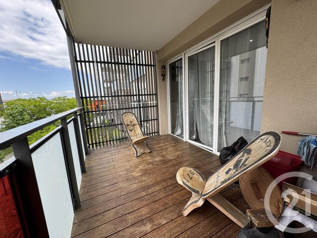 Appartement F5 à louer - 5 pièces - 93.17 m2 - ST FONS - 69 - RHONE-ALPES - Century 21 K.P.I