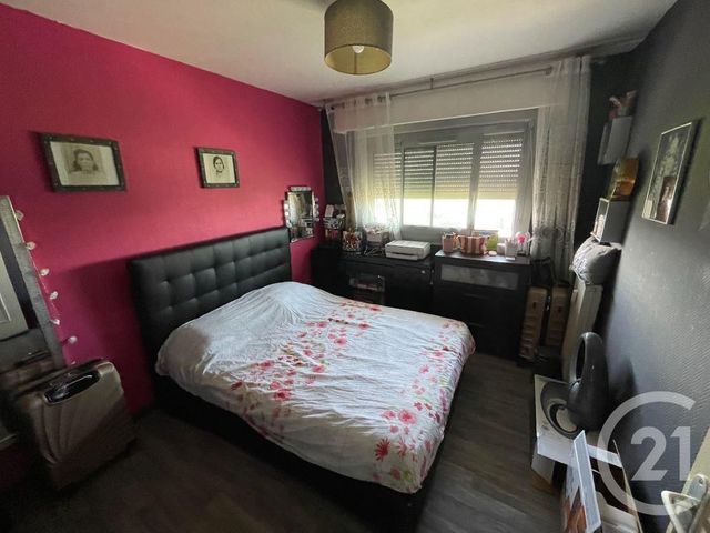Appartement F5 à vendre - 5 pièces - 95.0 m2 - VENISSIEUX - 69 - RHONE-ALPES - Century 21 K.P.I