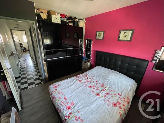Appartement F5 à vendre - 5 pièces - 95.0 m2 - VENISSIEUX - 69 - RHONE-ALPES - Century 21 K.P.I