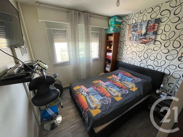 Appartement F5 à vendre - 5 pièces - 95.0 m2 - VENISSIEUX - 69 - RHONE-ALPES - Century 21 K.P.I