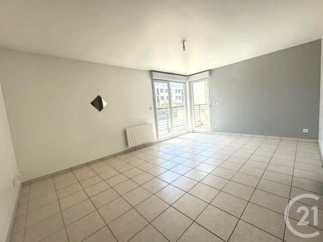 Appartement F2 à louer - 2 pièces - 44.26 m2 - ST FONS - 69 - RHONE-ALPES - Century 21 K.P.I