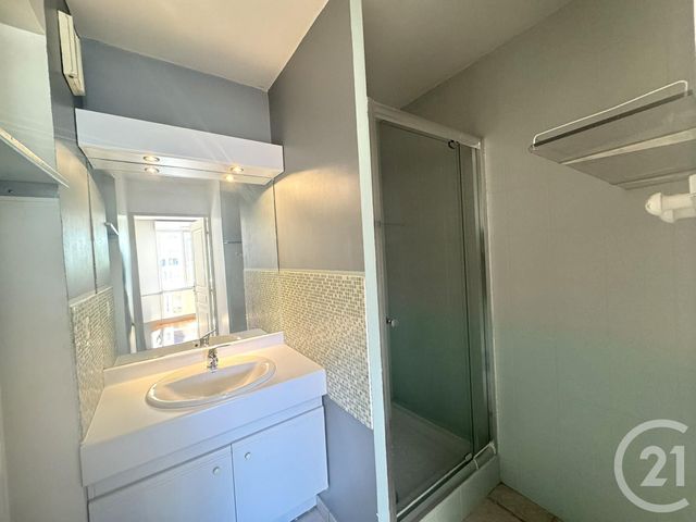 Appartement F2 à louer - 2 pièces - 44.26 m2 - ST FONS - 69 - RHONE-ALPES - Century 21 K.P.I