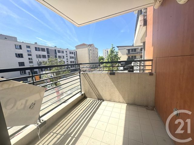 Appartement F2 à louer ST FONS