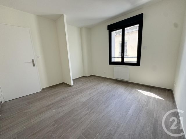 Appartement T2 à louer - 2 pièces - 40.7 m2 - ST FONS - 69 - RHONE-ALPES - Century 21 K.P.I