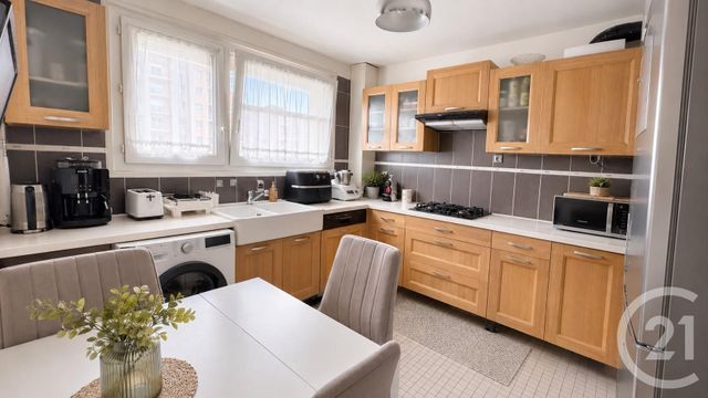 Appartement T4 à vendre ST FONS