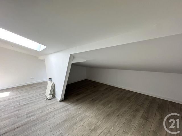 Appartement T2 à louer - 2 pièces - 35.45 m2 - ST FONS - 69 - RHONE-ALPES - Century 21 K.P.I