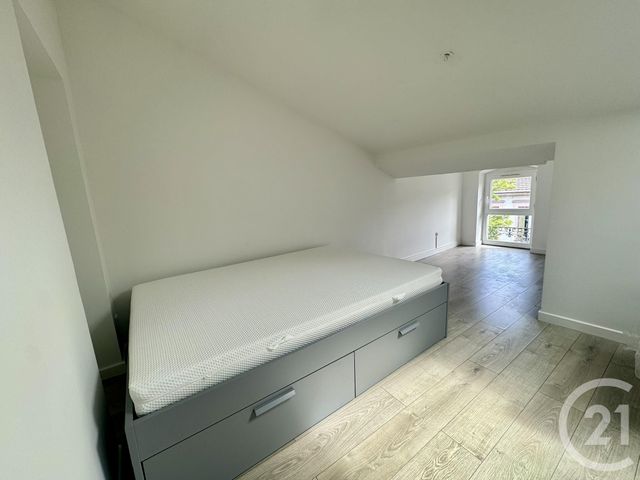 Appartement T2 à louer - 2 pièces - 35.45 m2 - ST FONS - 69 - RHONE-ALPES - Century 21 K.P.I