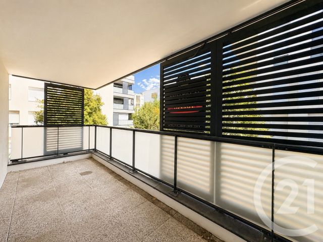 Appartement T3 à vendre - 3 pièces - 62.0 m2 - VENISSIEUX - 69 - RHONE-ALPES - Century 21 K.P.I