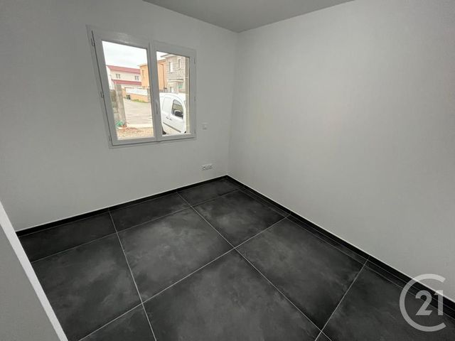 maison à louer - 5 pièces - 109.52 m2 - LE PEAGE DE ROUSSILLON - 38 - RHONE-ALPES - Century 21 K.P.I