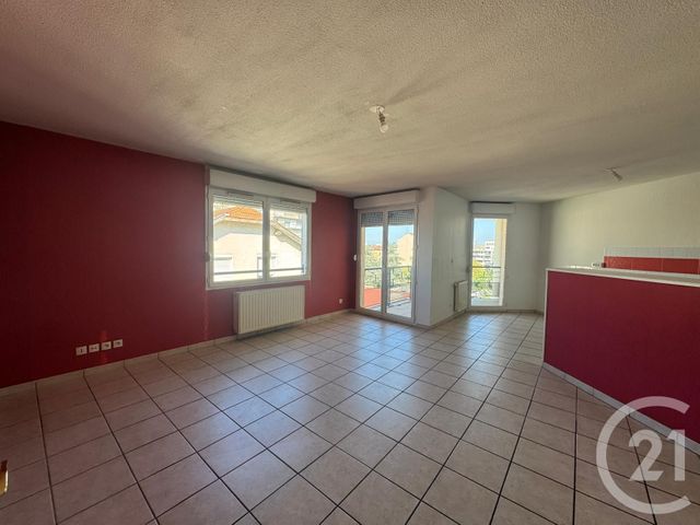 Appartement T3 à vendre - 3 pièces - 69.72 m2 - ST FONS - 69 - RHONE-ALPES - Century 21 K.P.I