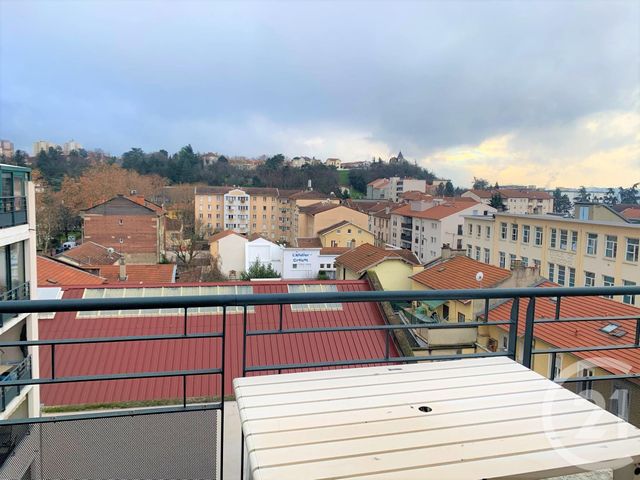 Appartement T5 à louer - 5 pièces - 100.03 m2 - ST FONS - 69 - RHONE-ALPES - Century 21 K.P.I