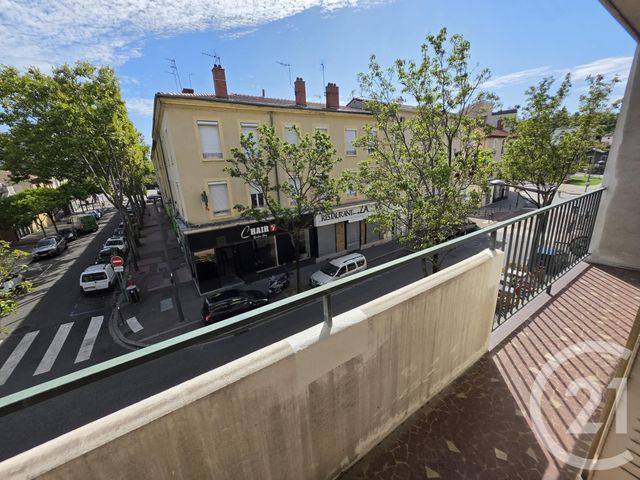 Appartement T4 à vendre - 4 pièces - 86.5 m2 - ST FONS - 69 - RHONE-ALPES - Century 21 K.P.I