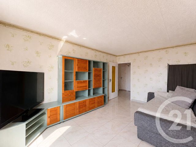 Appartement T3 à vendre - 3 pièces - 57.05 m2 - ST FONS - 69 - RHONE-ALPES - Century 21 K.P.I