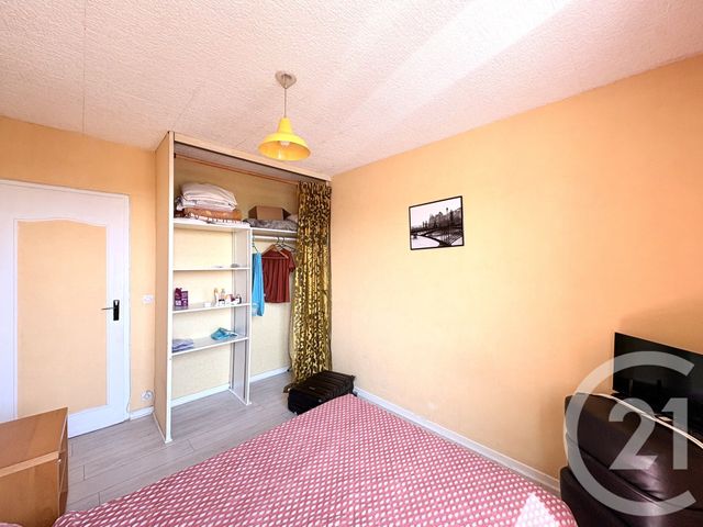 Appartement T3 à vendre - 3 pièces - 57.05 m2 - ST FONS - 69 - RHONE-ALPES - Century 21 K.P.I