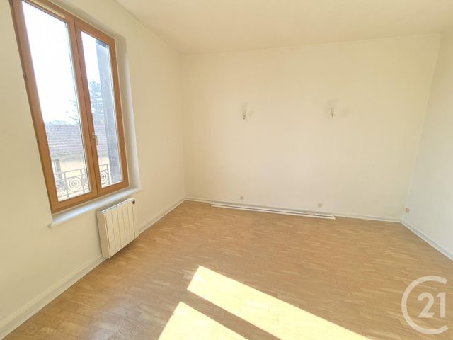 Appartement T2 à louer - 2 pièces - 35.0 m2 - ST FONS - 69 - RHONE-ALPES - Century 21 K.P.I