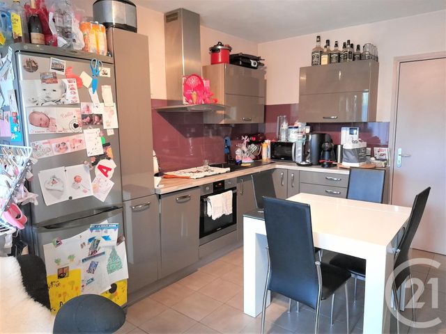 Appartement F2 à louer - 2 pièces - 42.42 m2 - ST FONS - 69 - RHONE-ALPES - Century 21 K.P.I