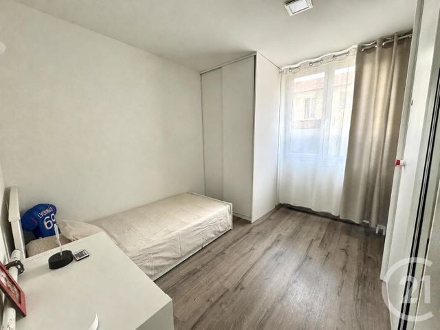 Appartement T5 à vendre - 5 pièces - 99.7 m2 - ST FONS - 69 - RHONE-ALPES - Century 21 K.P.I