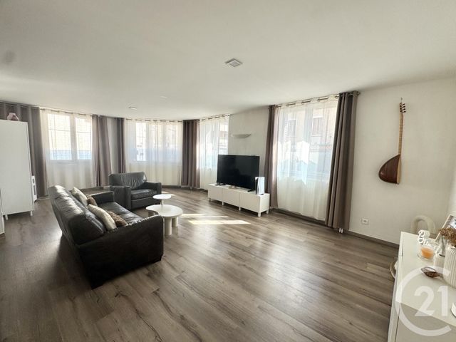 Appartement T5 à vendre - 5 pièces - 99.7 m2 - ST FONS - 69 - RHONE-ALPES - Century 21 K.P.I