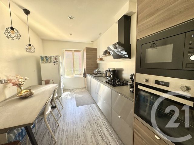 Appartement T4 à vendre - 4 pièces - 99.0 m2 - ST FONS - 69 - RHONE-ALPES - Century 21 K.P.I