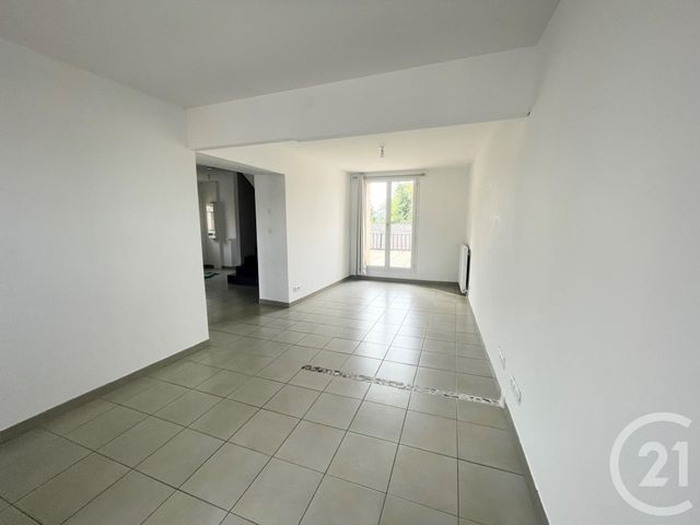 Appartement T4 à louer - 4 pièces - 65.62 m2 - IRIGNY - 69 - RHONE-ALPES - Century 21 K.P.I