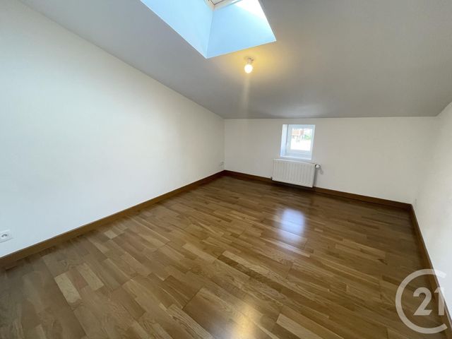 Appartement T4 à louer - 4 pièces - 65.62 m2 - IRIGNY - 69 - RHONE-ALPES - Century 21 K.P.I