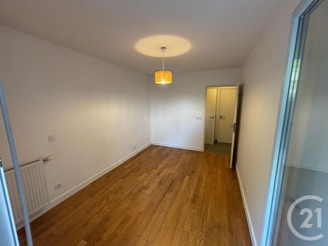Appartement F3 à vendre - 3 pièces - 64.0 m2 - LYON - 69007 - RHONE-ALPES - Century 21 K.P.I