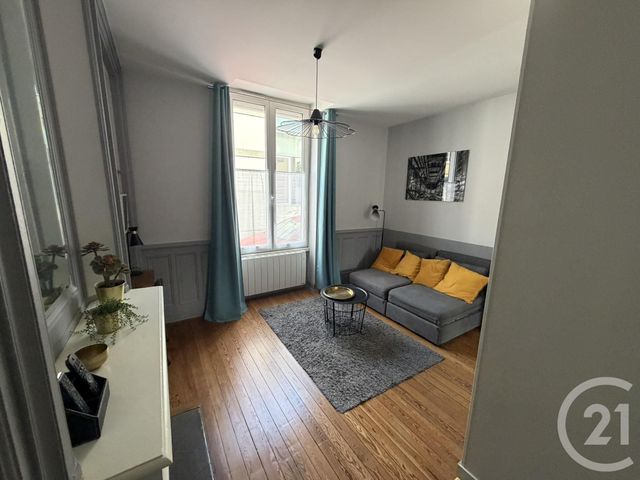 Appartement Studio à louer - 1 pièce - 34.43 m2 - ST FONS - 69 - RHONE-ALPES - Century 21 K.P.I