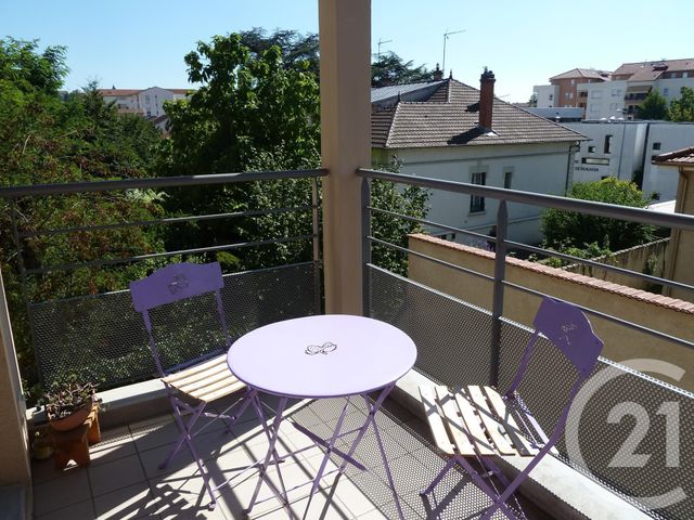 Appartement F2 à louer - 2 pièces - 40.78 m2 - ST FONS - 69 - RHONE-ALPES - Century 21 K.P.I
