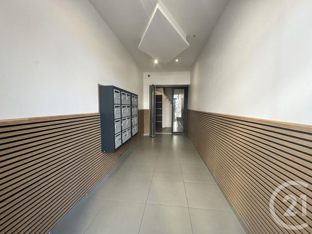 Appartement T2 à louer - 2 pièces - 28.5 m2 - ST FONS - 69 - RHONE-ALPES - Century 21 K.P.I