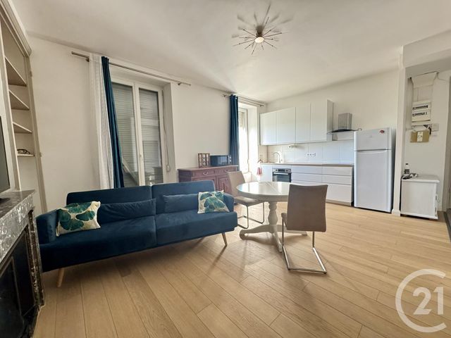 Appartement F1 bis à louer - 2 pièces - 40.07 m2 - ST FONS - 69 - RHONE-ALPES - Century 21 K.P.I