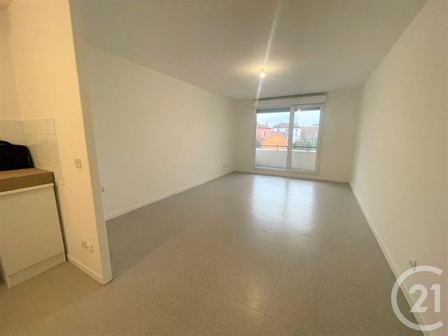 Appartement F2 à louer ST FONS