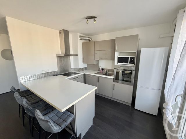 Appartement F2 à louer - 2 pièces - 49.66 m2 - DECINES CHARPIEU - 69 - RHONE-ALPES - Century 21 K.P.I