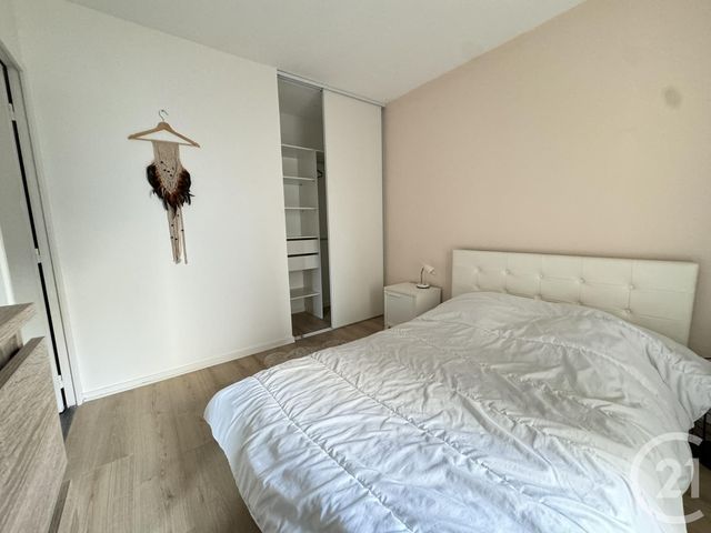 Appartement T2 à louer - 2 pièces - 45.47 m2 - ST FONS - 69 - RHONE-ALPES - Century 21 K.P.I