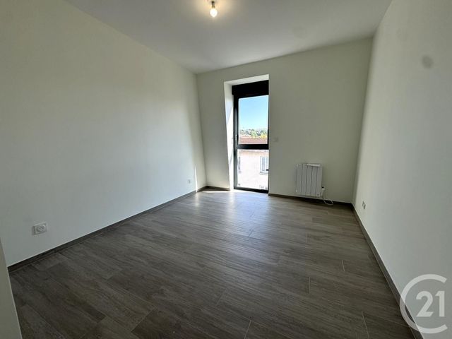 Appartement T2 à louer - 2 pièces - 43.4 m2 - ST FONS - 69 - RHONE-ALPES - Century 21 K.P.I