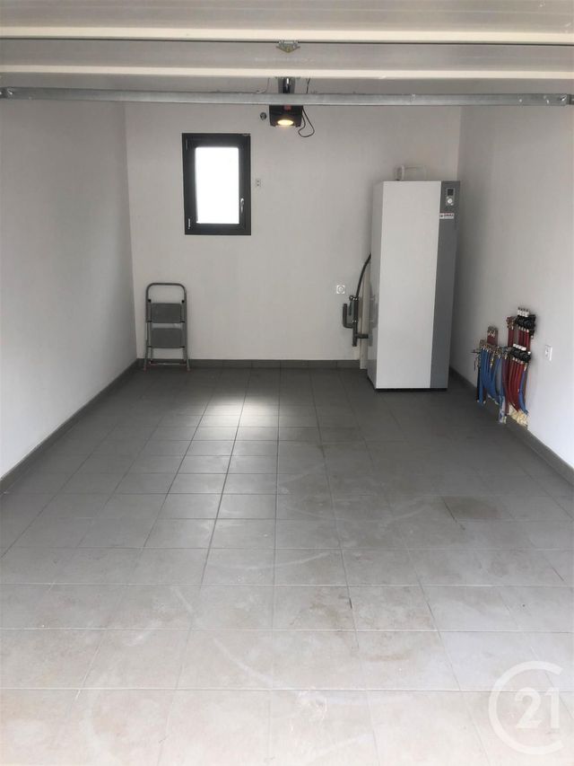 maison à louer - 4 pièces - 108.0 m2 - JARDIN - 38 - RHONE-ALPES - Century 21 K.P.I